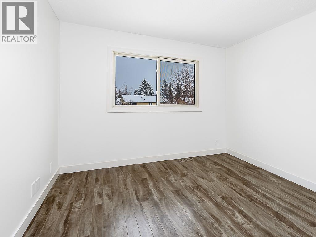 84 Queen Anne Close Se, Calgary, Alberta  T2J 6E5 - Photo 23 - A2297716