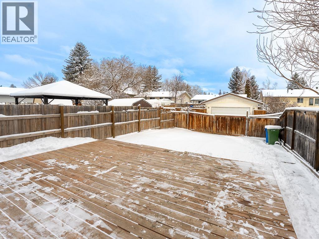 84 Queen Anne Close Se, Calgary, Alberta  T2J 6E5 - Photo 27 - A2297716