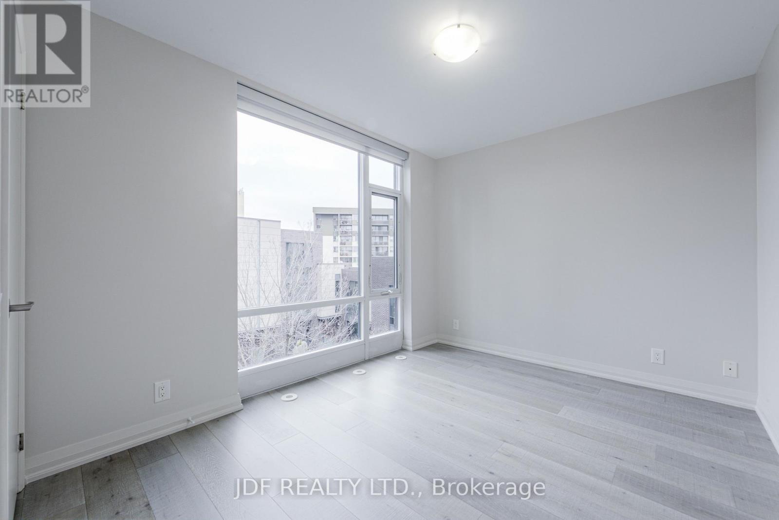 Th 31 - 19 Valhalla Inn Road, Toronto, Ontario  M1N 3B1 - Photo 27 - W12953888