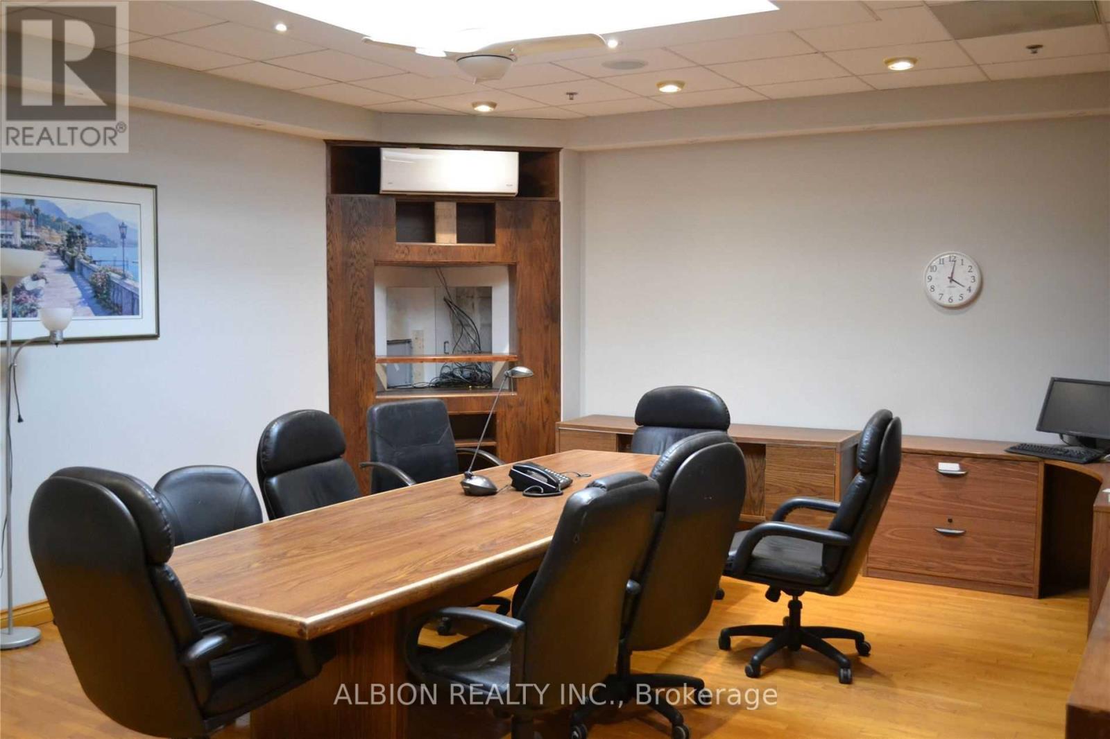 16 - 2001 Albion Road, Toronto, Ontario  M9W 6V6 - Photo 10 - W12953896