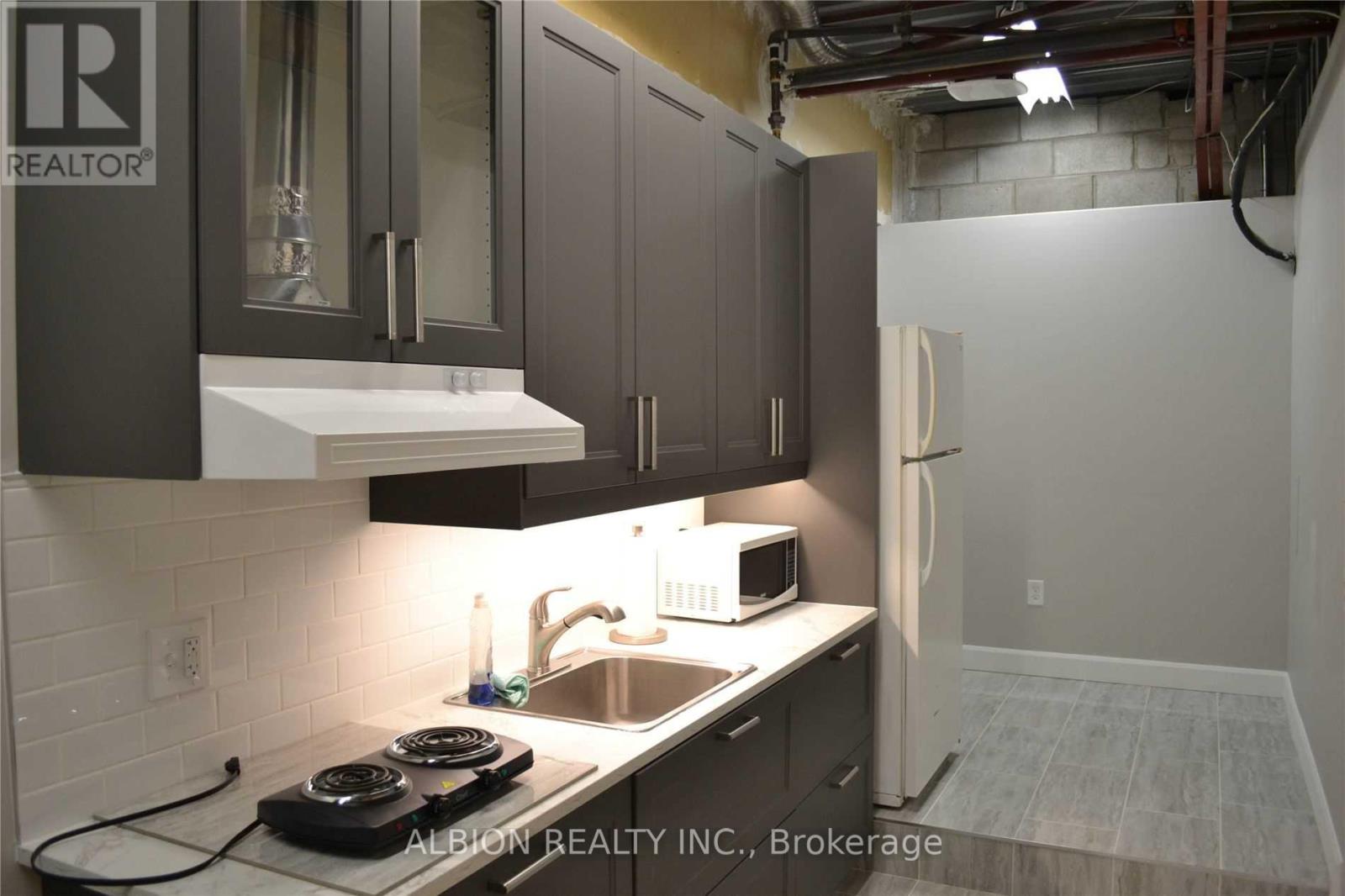 16 - 2001 Albion Road, Toronto, Ontario  M9W 6V6 - Photo 12 - W12953896