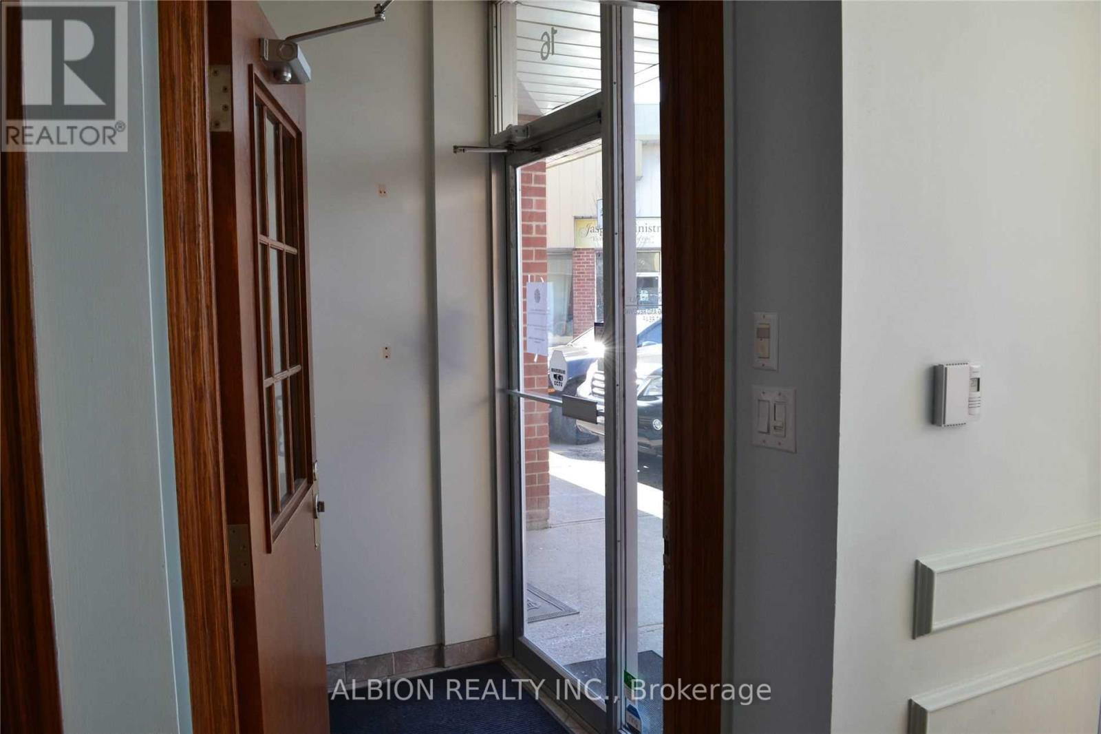 16 - 2001 Albion Road, Toronto, Ontario  M9W 6V6 - Photo 3 - W12953896