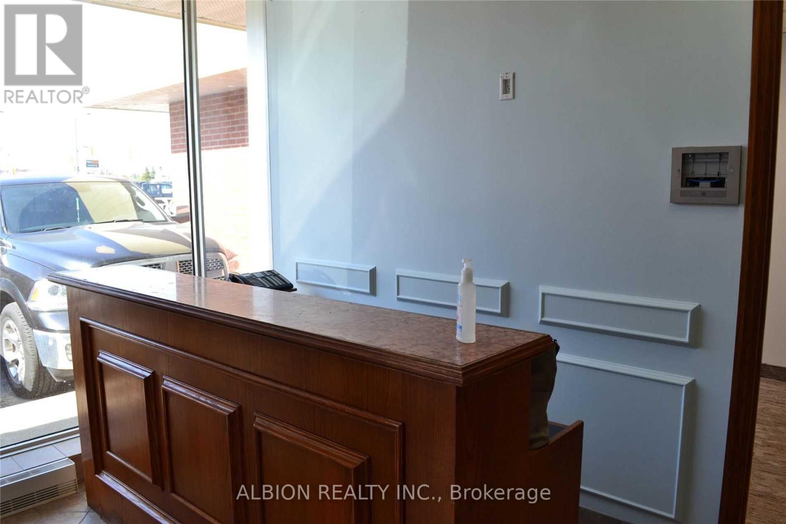 16 - 2001 Albion Road, Toronto, Ontario  M9W 6V6 - Photo 4 - W12953896