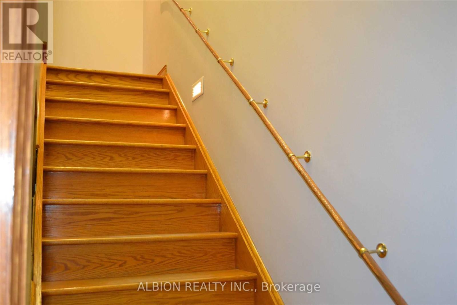 16 - 2001 Albion Road, Toronto, Ontario  M9W 6V6 - Photo 9 - W12953896