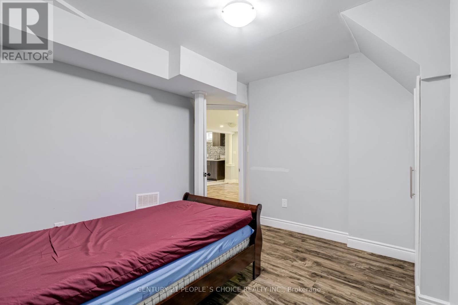 220 Castle Oaks Crossing, Brampton, Ontario  L6P 3X2 - Photo 25 - W12953952