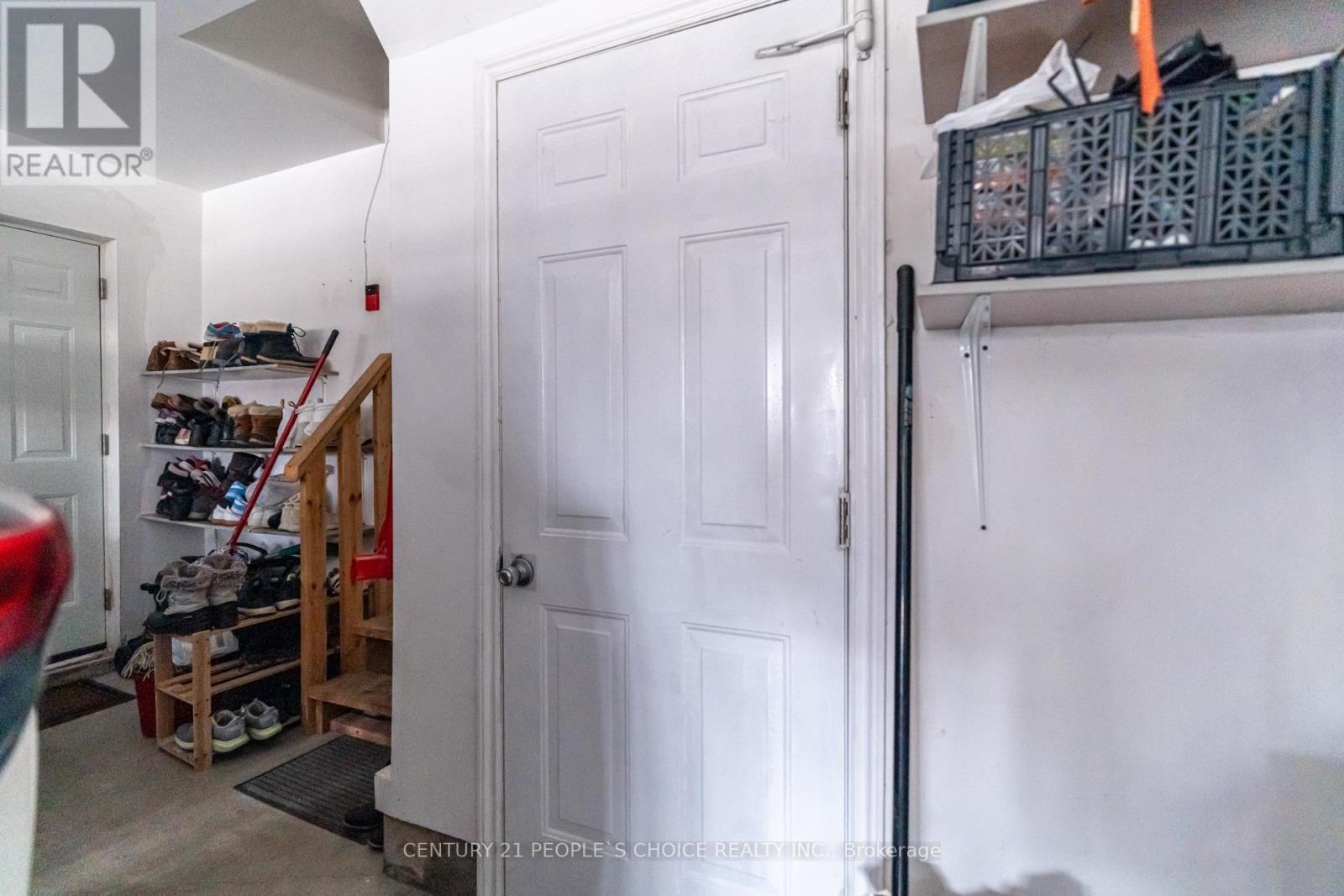 220 Castle Oaks Crossing, Brampton, Ontario  L6P 3X2 - Photo 32 - W12953952