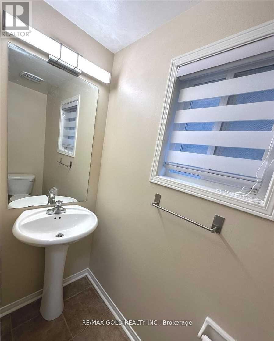 2295 Stone Glen Crescent, Oakville, Ontario  L6M 0C8 - Photo 17 - W12953998