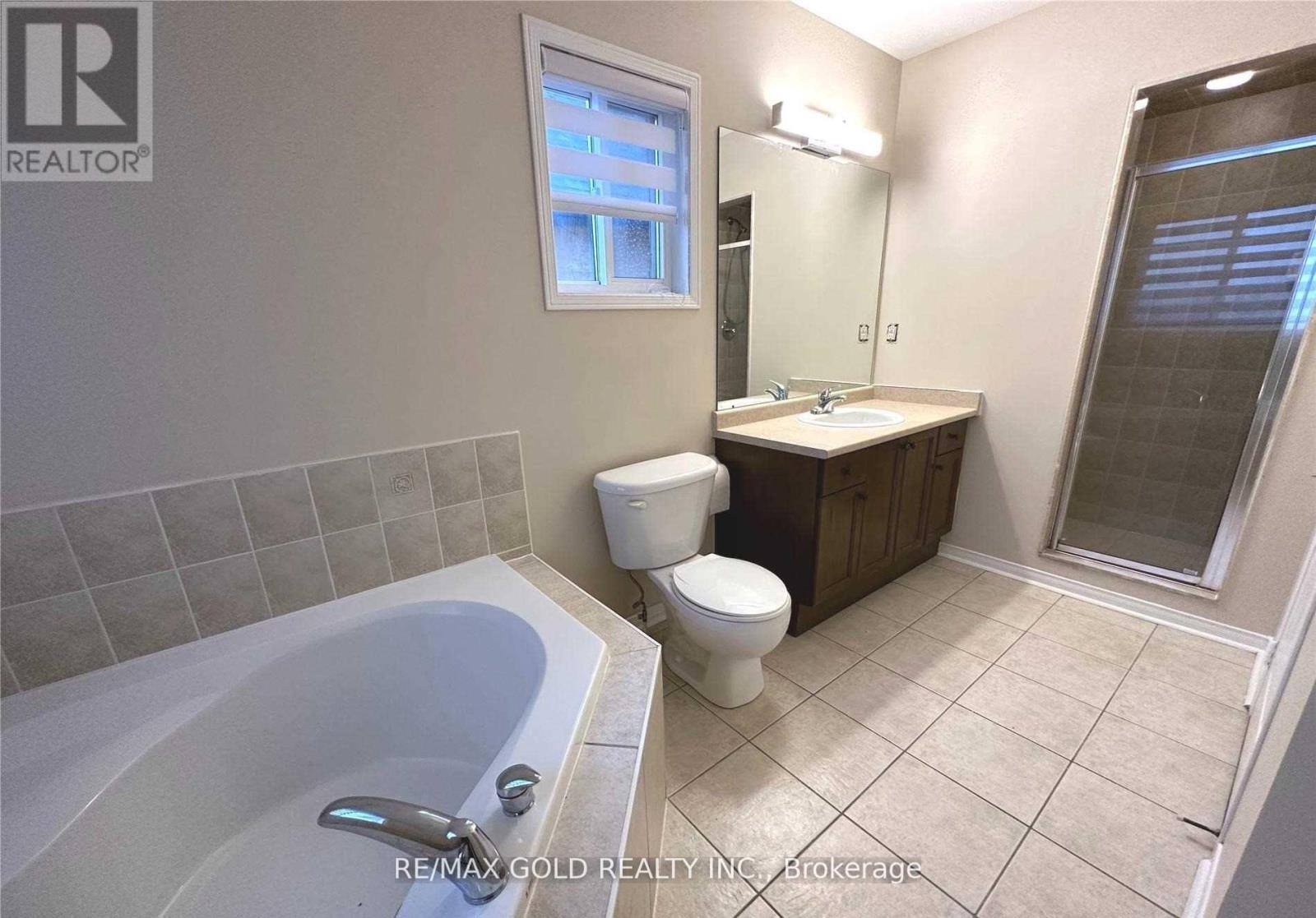 2295 Stone Glen Crescent, Oakville, Ontario  L6M 0C8 - Photo 22 - W12953998