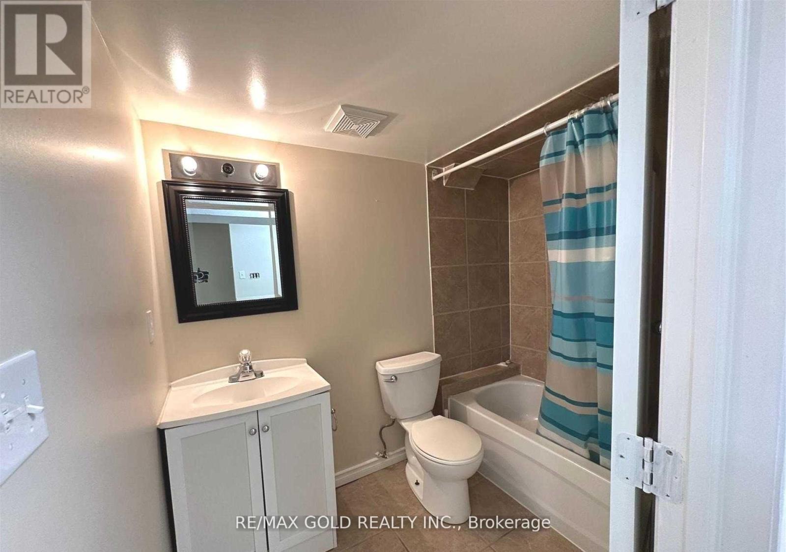 2295 Stone Glen Crescent, Oakville, Ontario  L6M 0C8 - Photo 31 - W12953998