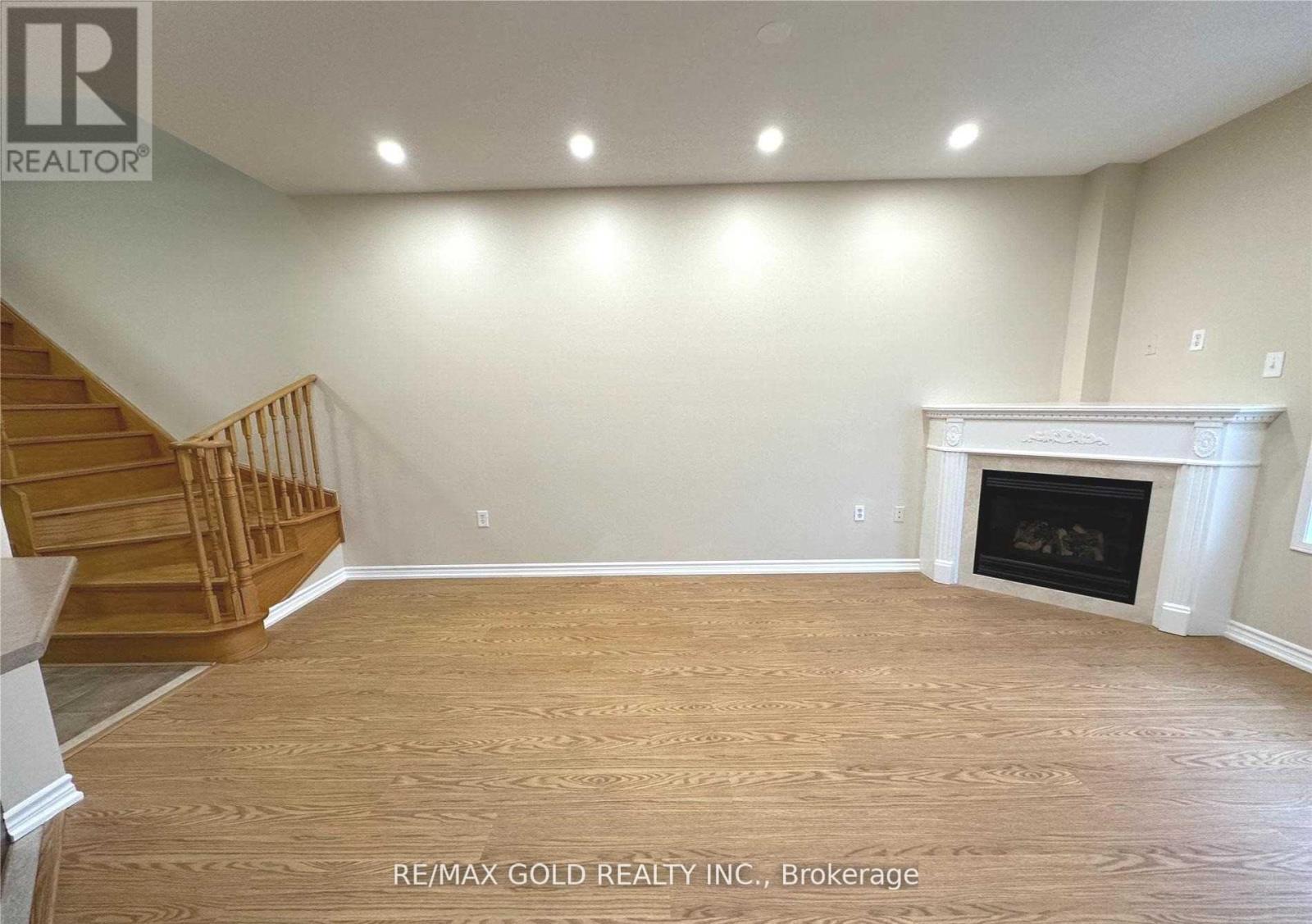 2295 Stone Glen Crescent, Oakville, Ontario  L6M 0C8 - Photo 9 - W12953998