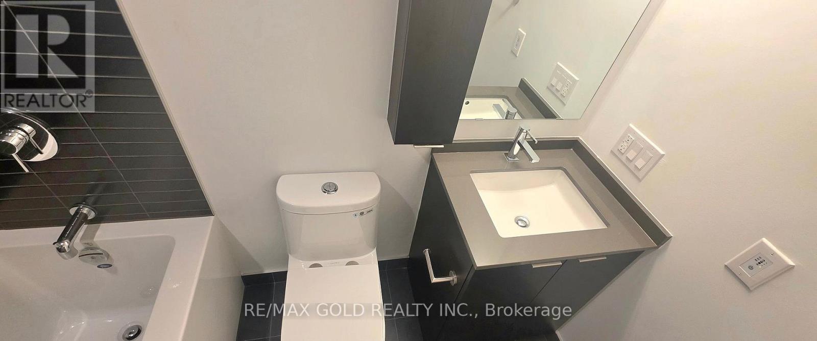 1605 - 3009 Novar Road, Mississauga, Ontario  L5B 1H7 - Photo 6 - W12954024