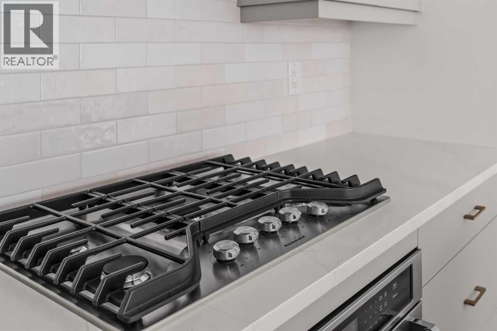 605 Sovereign Common Sw, Calgary, Alberta  T3C 3Y3 - Photo 13 - A2298259