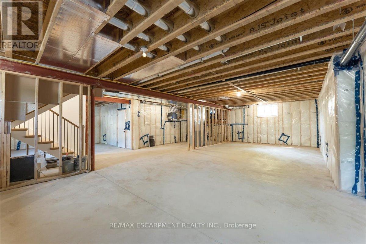 81 Doans Ridge Road, Welland, Ontario  L3B 5N4 - Photo 38 - X12953942