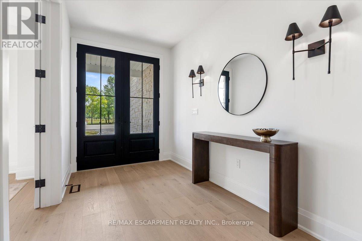 81 Doans Ridge Road, Welland, Ontario  L3B 5N4 - Photo 4 - X12953942