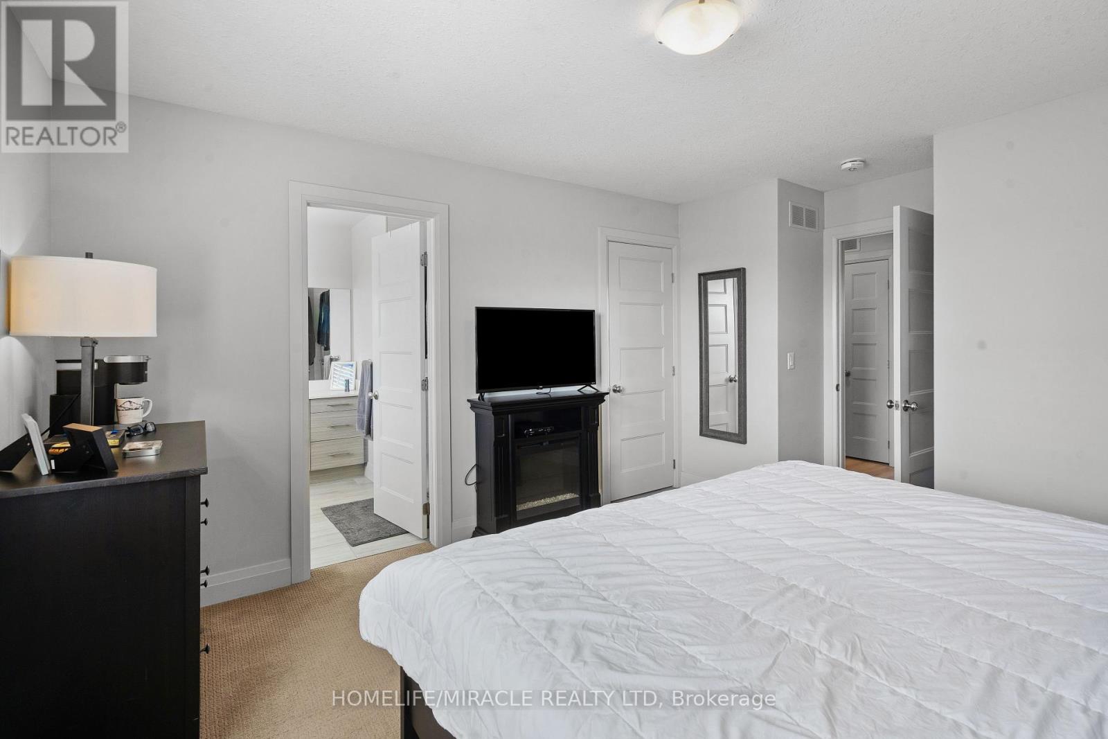 52 - 3025 Singleton Avenue, London South, Ontario  N6L 0E6 - Photo 34 - X12953972