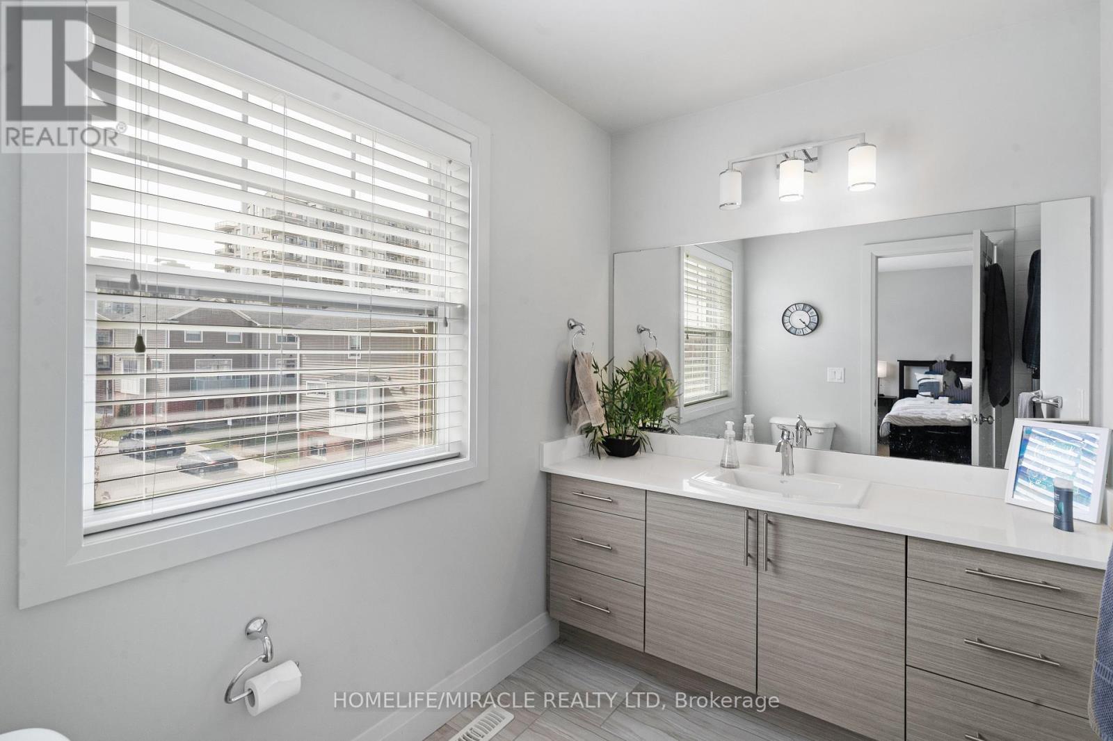 52 - 3025 Singleton Avenue, London South, Ontario  N6L 0E6 - Photo 36 - X12953972