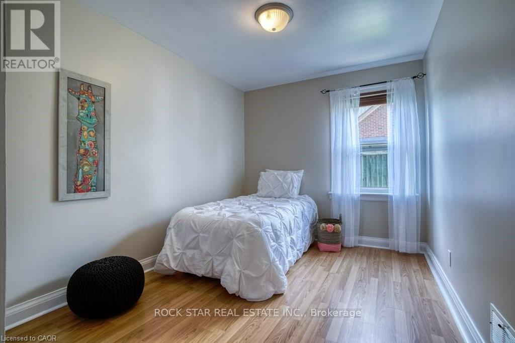 102 Kribs Street, Cambridge, Ontario  N3C 3N5 - Photo 15 - X12953980