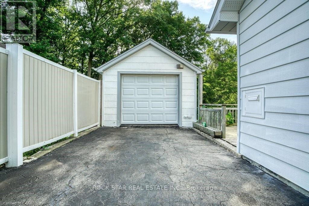 102 Kribs Street, Cambridge, Ontario  N3C 3N5 - Photo 33 - X12953980