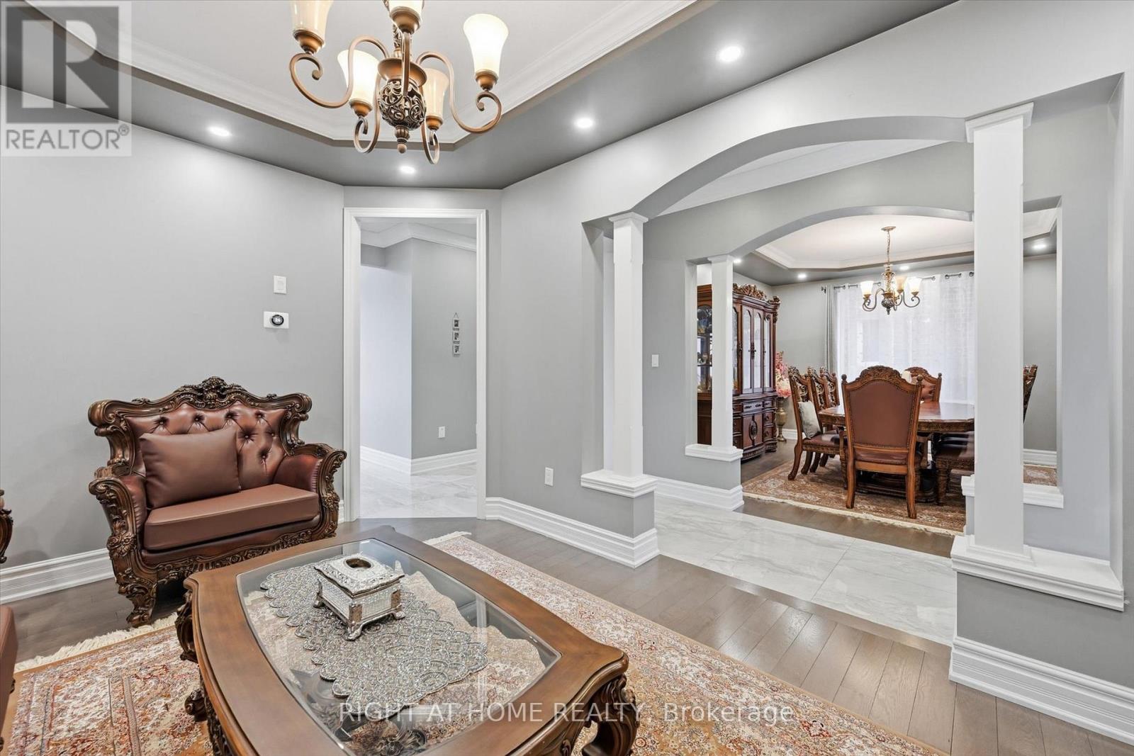 456 Valridge Drive, Hamilton, Ontario  L9G 0B2 - Photo 6 - X12954022