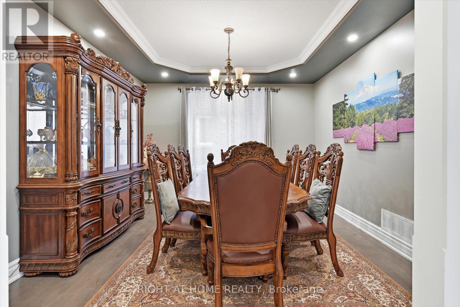 456 Valridge Drive, Hamilton, Ontario  L9G 0B2 - Photo 7 - X12954022