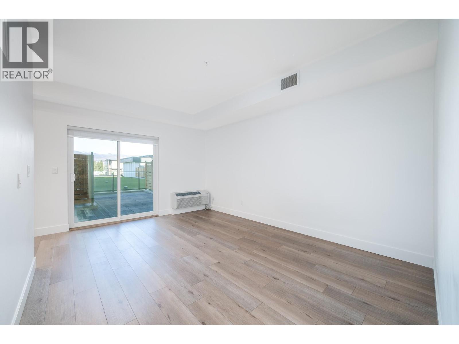 3642 Mission Springs Drive Unit# 204 Lot# 140, Kelowna, British Columbia  V1W 0E1 - Photo 8 - 10381772