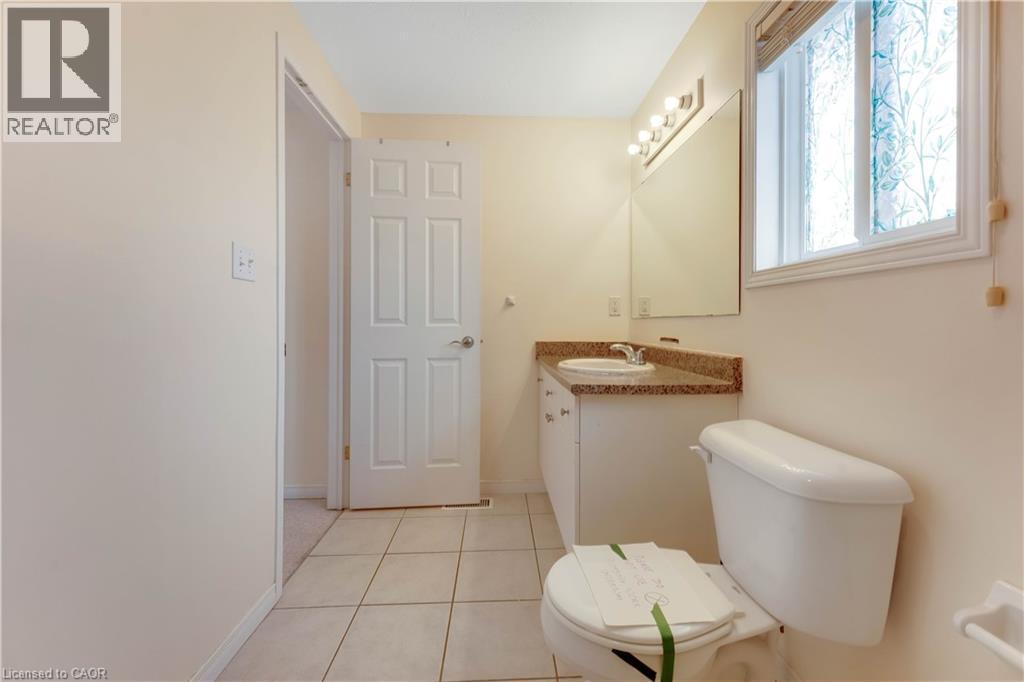 76 Templewood Drive, Kitchener, Ontario  N2R 1X3 - Photo 37 - 40817440