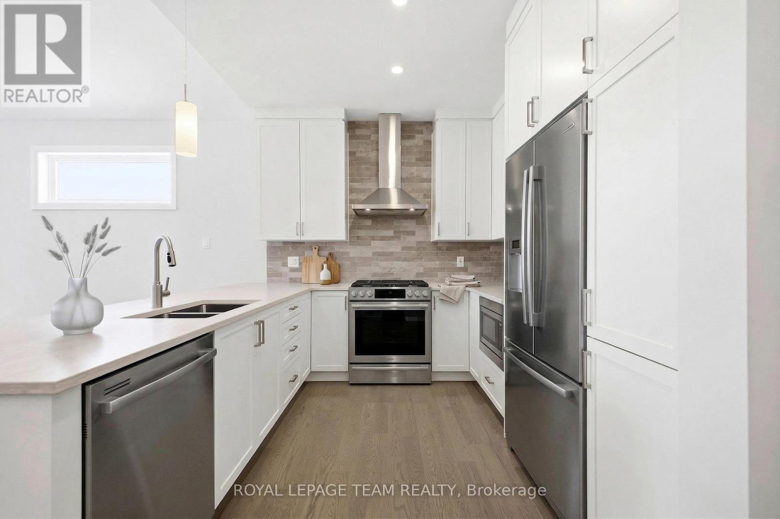 537 Swinley Crescent, North Grenville, Ontario  K0G 1J0 - Photo 12 - X12951436