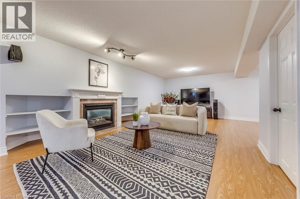 4366 Latimer Crescent, Burlington, Ontario  L7M 4R2 - Photo 35 - 40816130