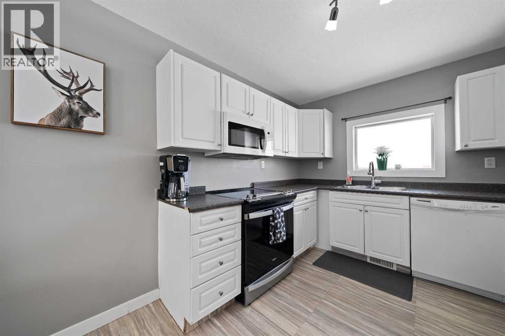 180 Centre Avenue, Rural Forty Mile No. 8, Alberta  T0K 1Z0 - Photo 8 - A2296440