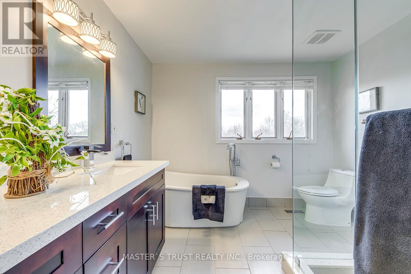 2591 Robin Drive, Mississauga, Ontario  L5K 2G2 - Photo 28 - W12952008