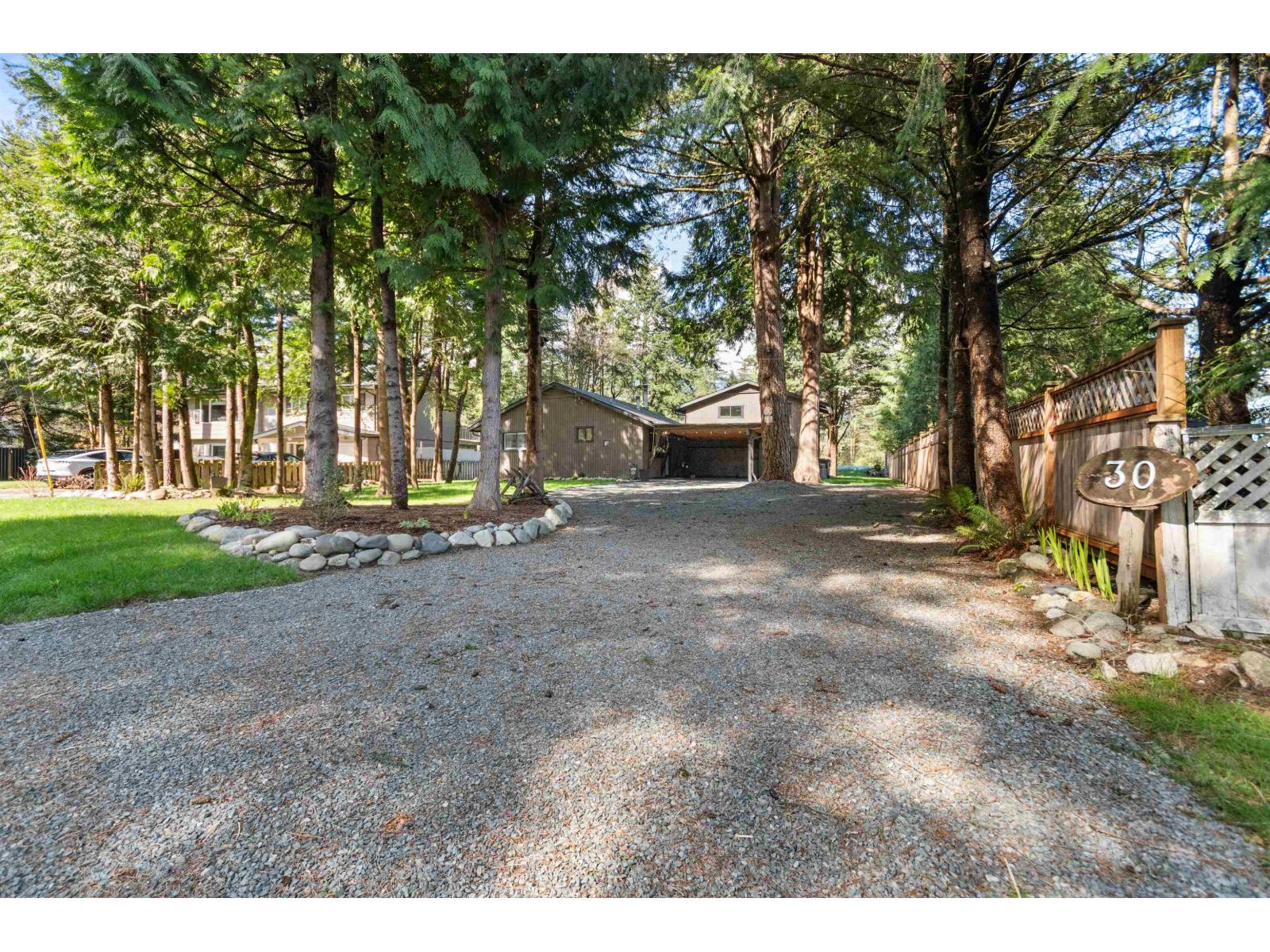 30 Robertson Crescent, Hope, Hope, British Columbia  V0X 1L4 - Photo 30 - R3106567