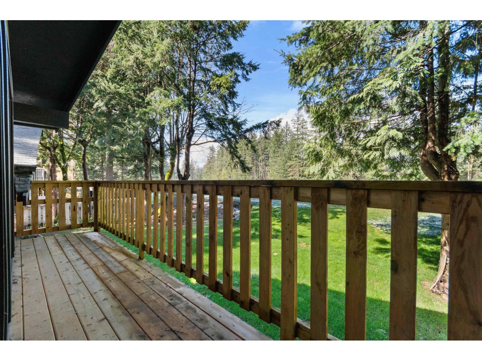 30 Robertson Crescent, Hope, Hope, British Columbia  V0X 1L4 - Photo 6 - R3106567