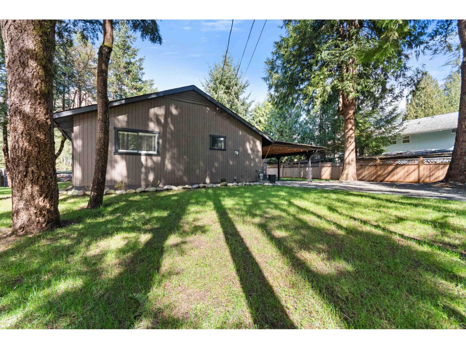 30 Robertson Crescent, Hope, Hope, British Columbia  V0X 1L4 - Photo 8 - R3106567