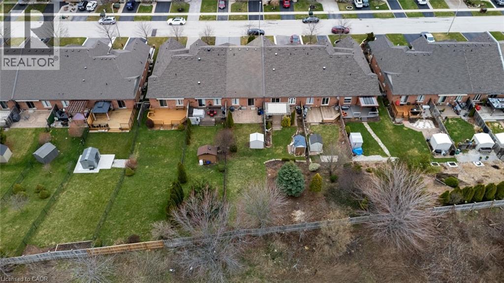 30 Conrad Place, Grimsby, Ontario  L3M 5S5 - Photo 3 - 40817310