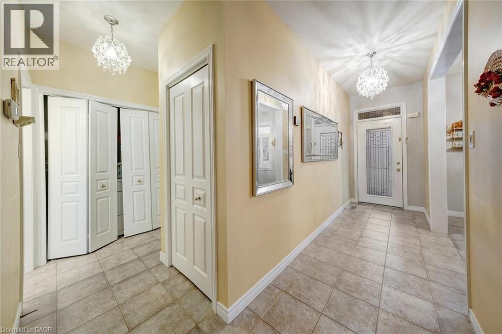 30 Conrad Place, Grimsby, Ontario  L3M 5S5 - Photo 9 - 40817310