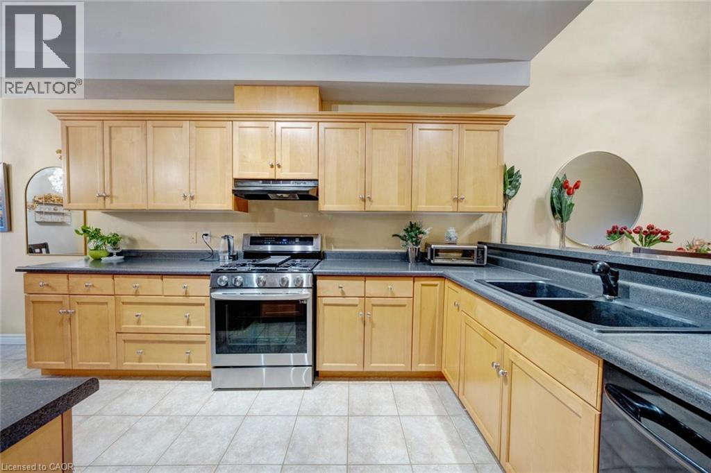 30 Conrad Place, Grimsby, Ontario  L3M 5S5 - Photo 13 - 40817310