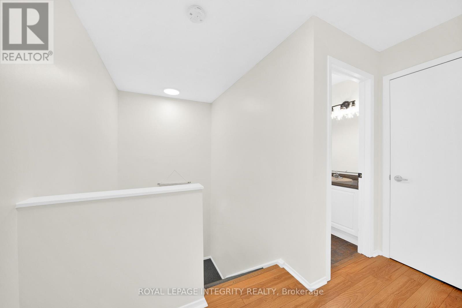 15 Tarquin Crescent, Ottawa, Ontario  K2H 8J7 - Photo 20 - X12954092