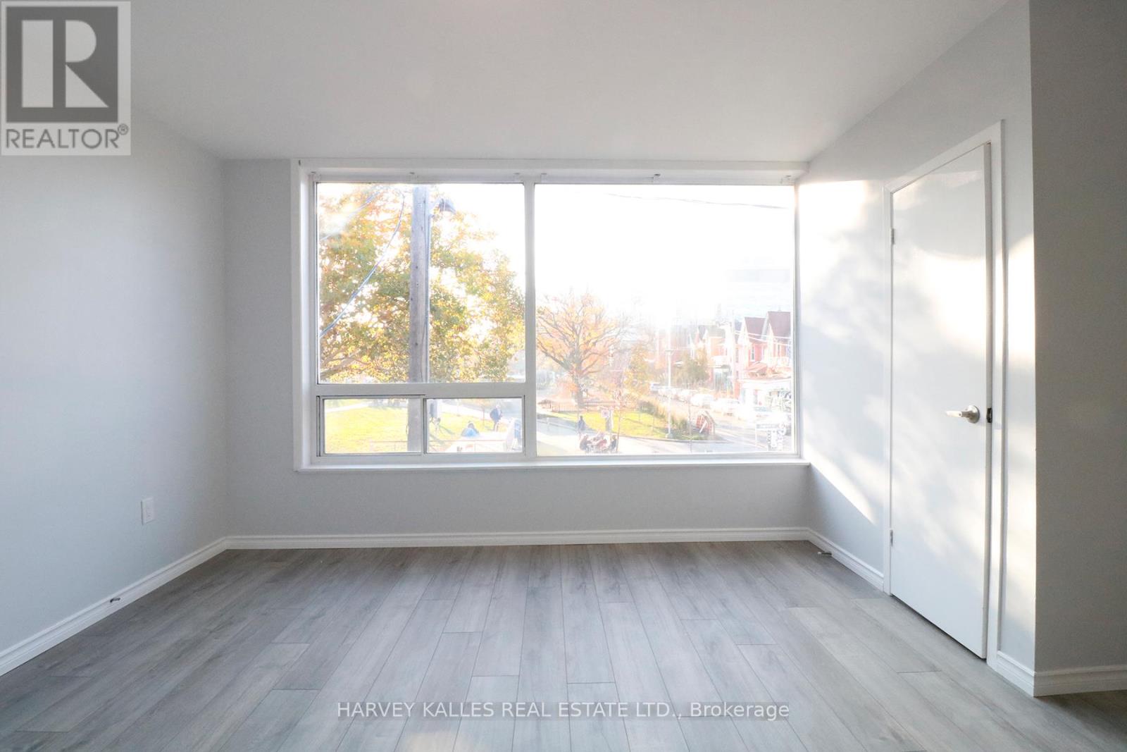 C - 199 Augusta Avenue, Toronto, Ontario  M5T 2L4 - Photo 11 - C12952428