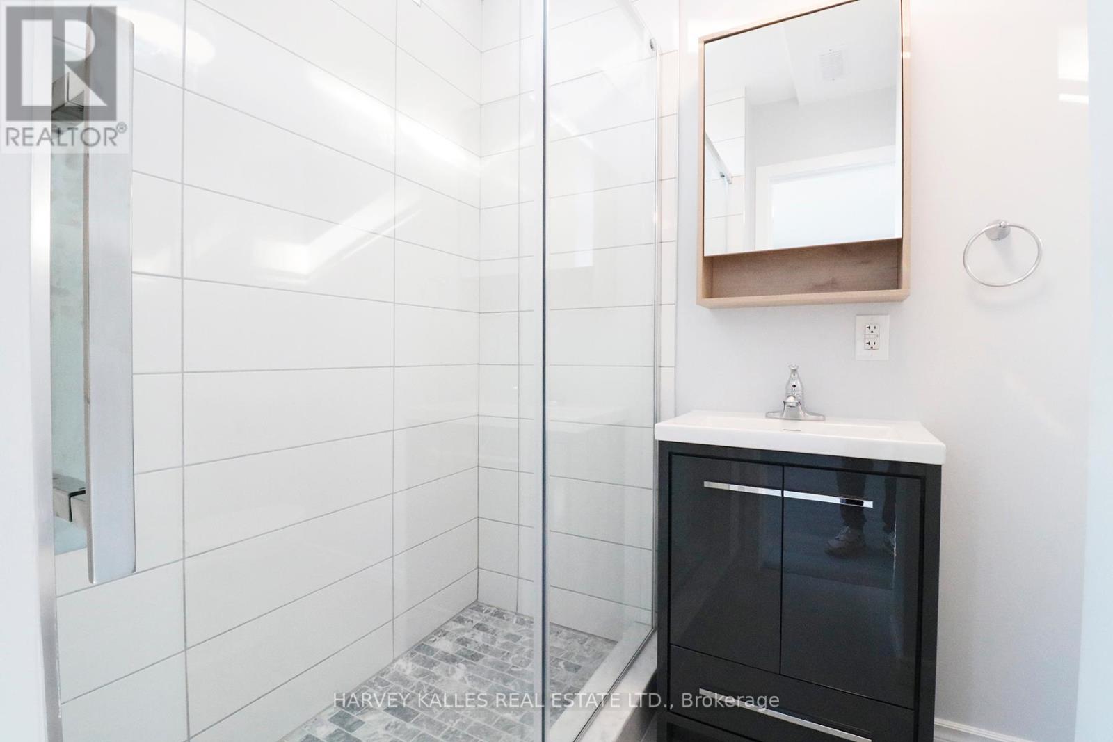 C - 199 Augusta Avenue, Toronto, Ontario  M5T 2L4 - Photo 18 - C12952428