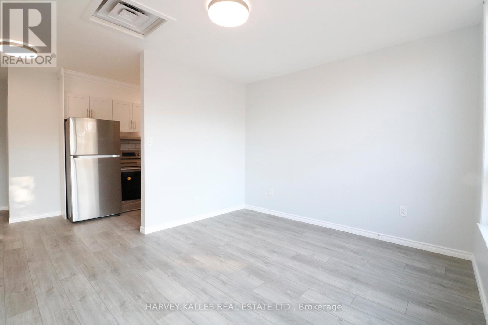 C - 199 Augusta Avenue, Toronto, Ontario  M5T 2L4 - Photo 10 - C12952428