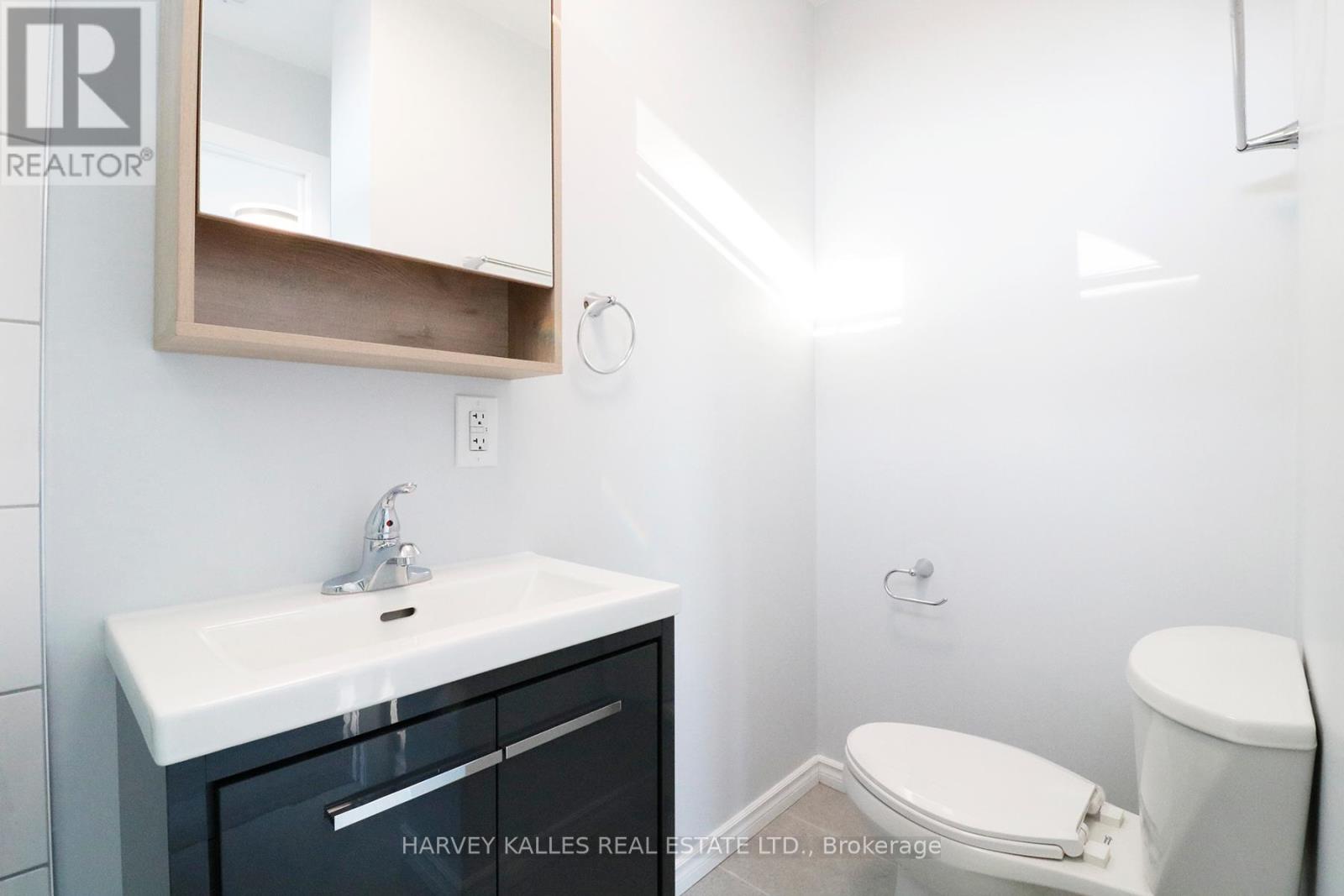 C - 199 Augusta Avenue, Toronto, Ontario  M5T 2L4 - Photo 19 - C12952428