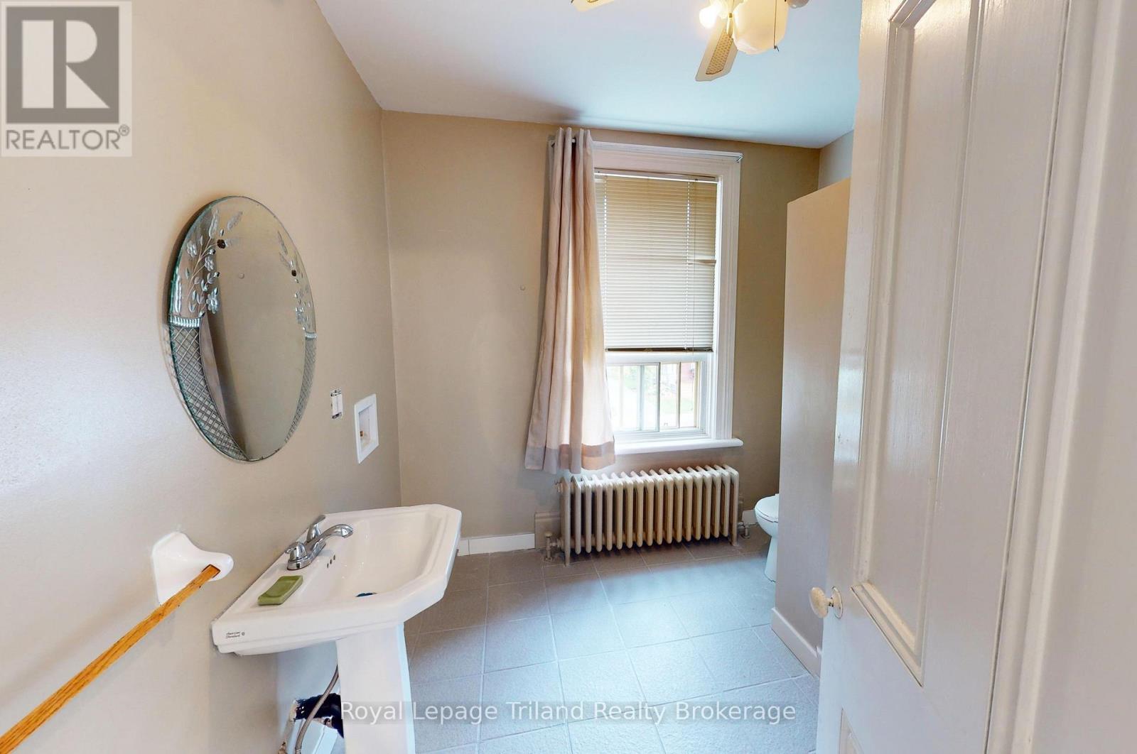 52 Wellington Street S, Woodstock, Ontario  N4S 3H6 - Photo 12 - X12954060