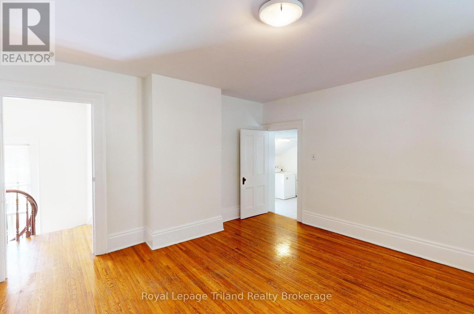 52 Wellington Street S, Woodstock, Ontario  N4S 3H6 - Photo 3 - X12954060