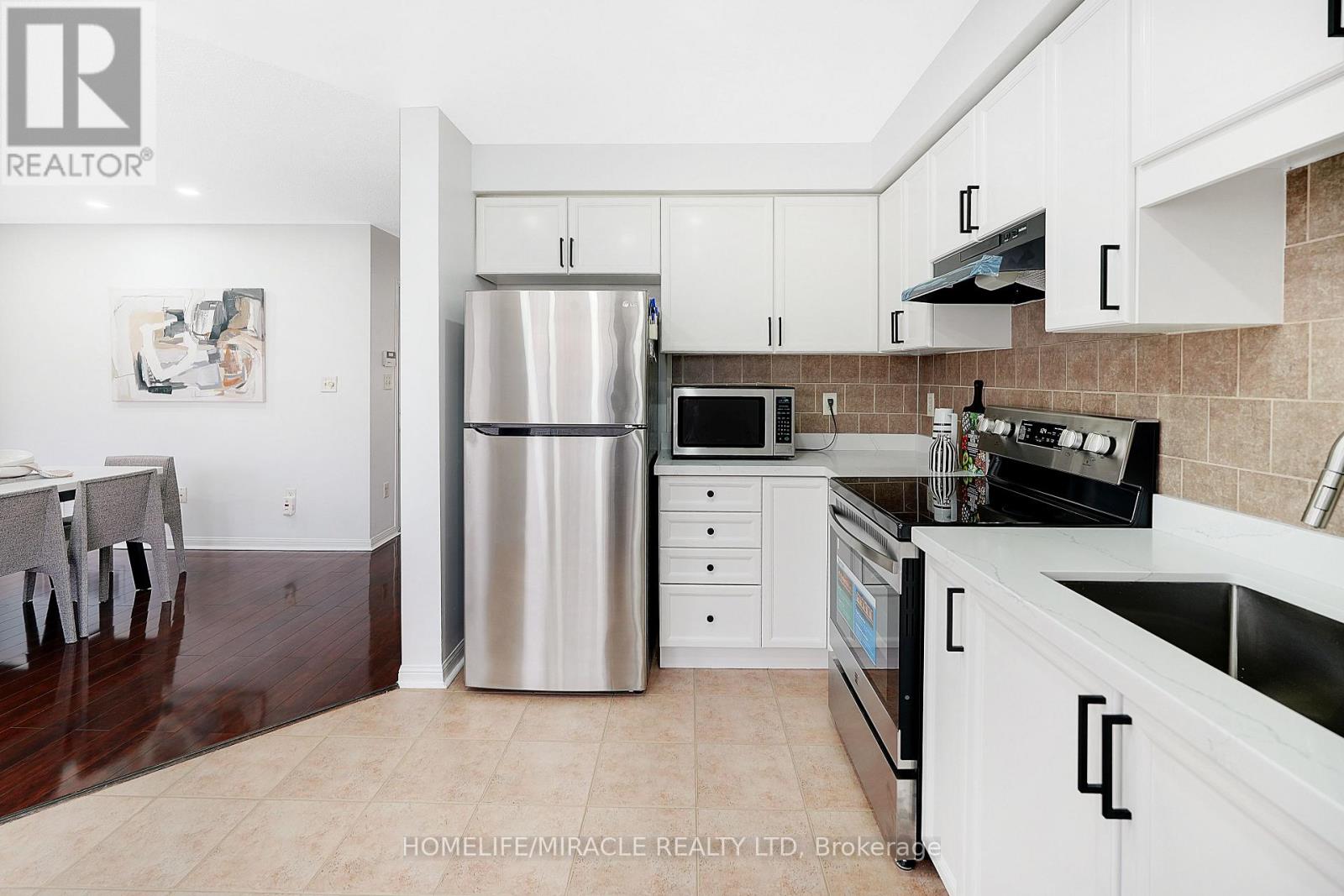 2487 Appalachain Drive, Oakville, Ontario  L6M 4S4 - Photo 14 - W12949476