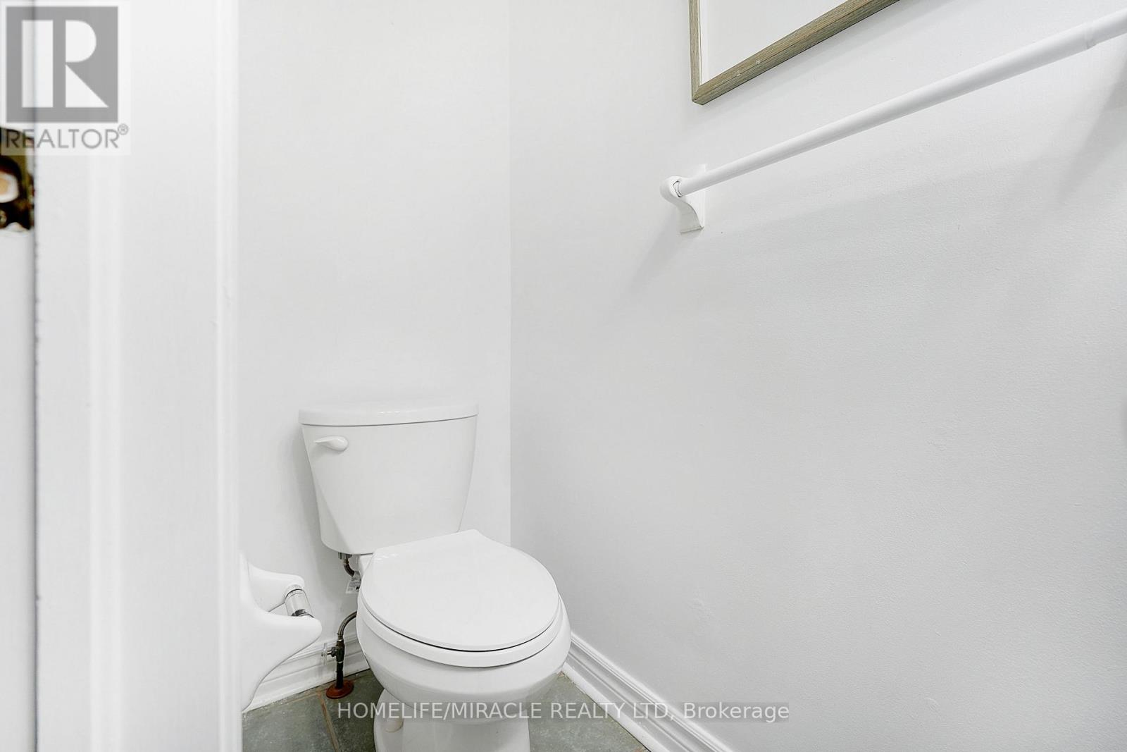 2487 Appalachain Drive, Oakville, Ontario  L6M 4S4 - Photo 17 - W12949476