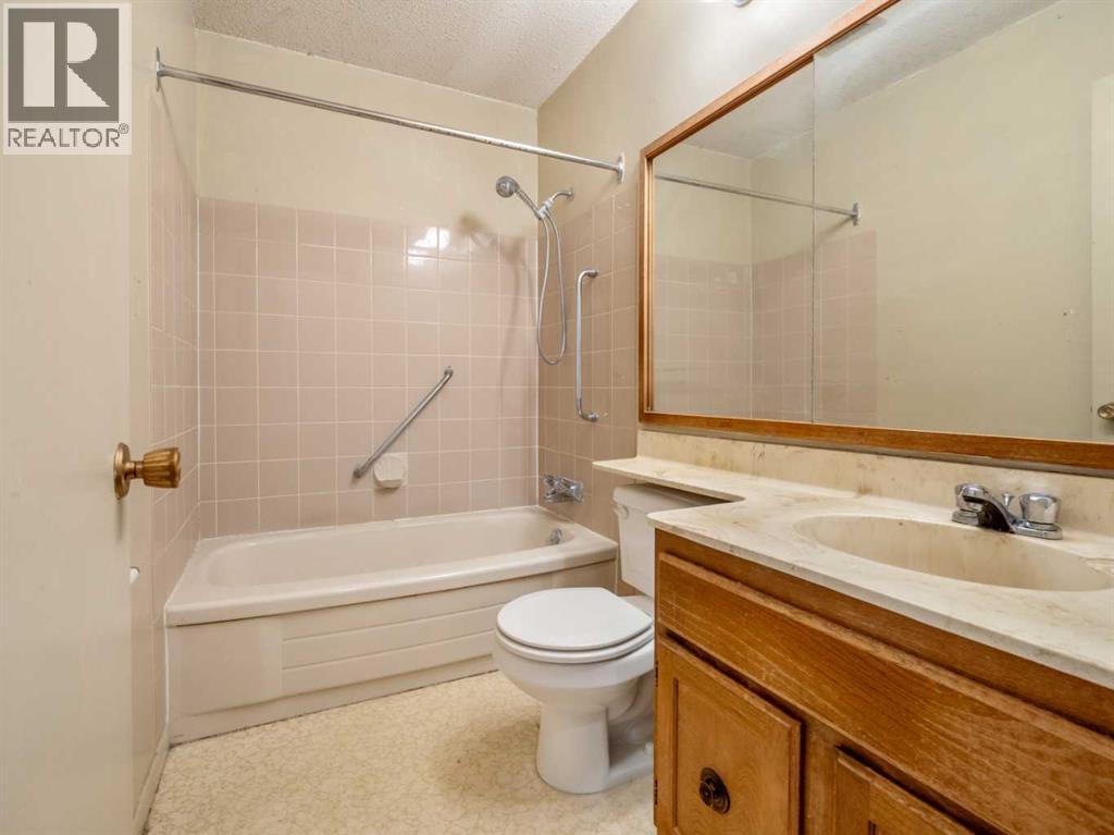 1010 20 Avenue, Coaldale, Alberta  T1M 1C9 - Photo 13 - A2296460