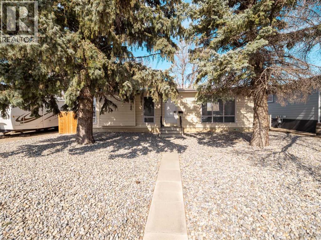 1010 20 Avenue, Coaldale, Alberta  T1M 1C9 - Photo 1 - A2296460