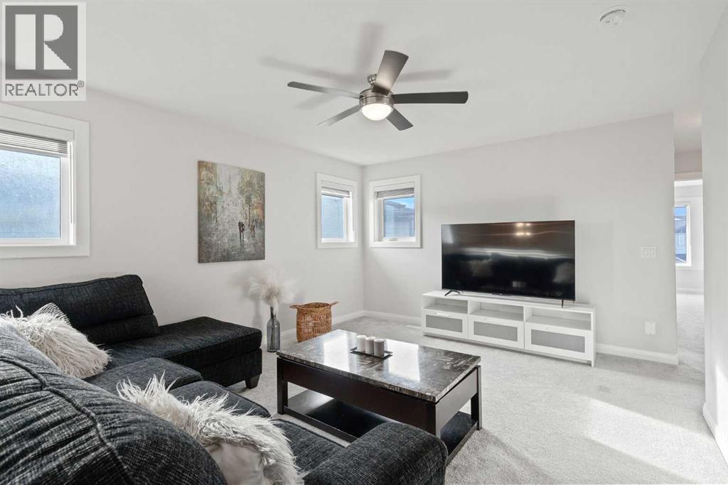 139 Creekstone Way SW, Calgary, Alberta  T2X 4P9 - Photo 31 - A2267653
