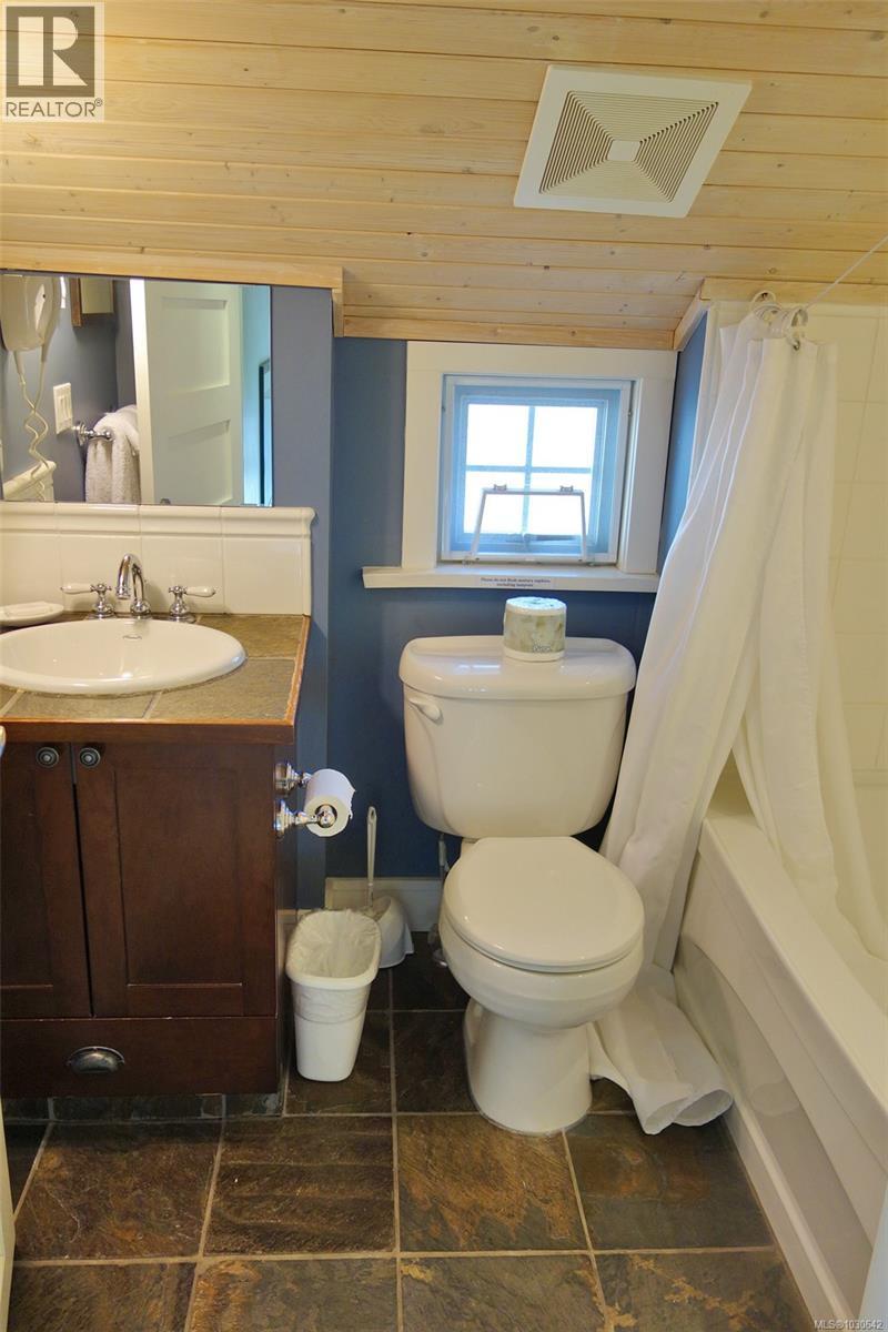 29a 2315 Mackinnon Rd, Pender Island, British Columbia  V0N 2M1 - Photo 18 - 1030642