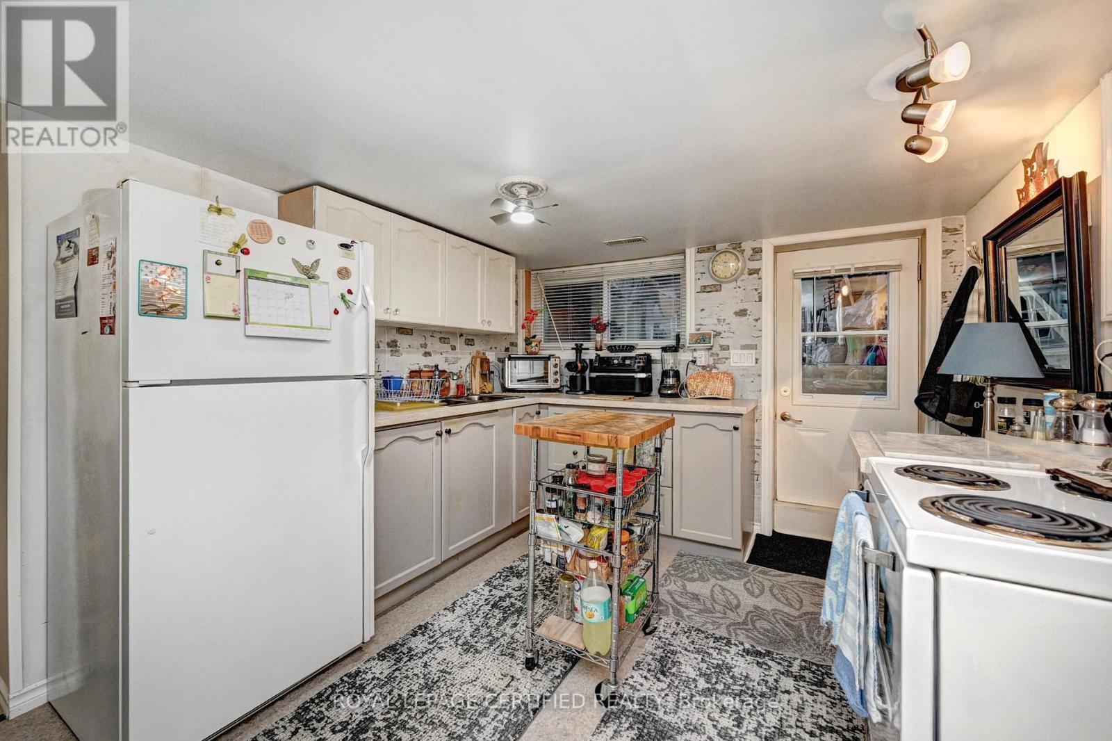 476 Prospect Avenue, Kitchener, Ontario  N2A 1E1 - Photo 35 - X12903376